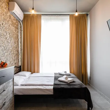 Appartement смарт-студія в центрі біля парку