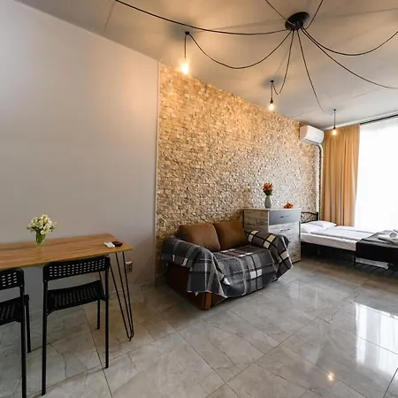 Appartement смарт-студія в центрі біля парку